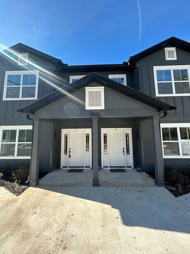 Building Photo - 2022 Trimble Rd