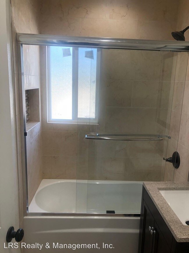 Foto del edificio - 12707 Oxnard St