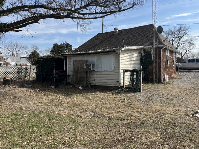 Building Photo - 30 Wilson Ave