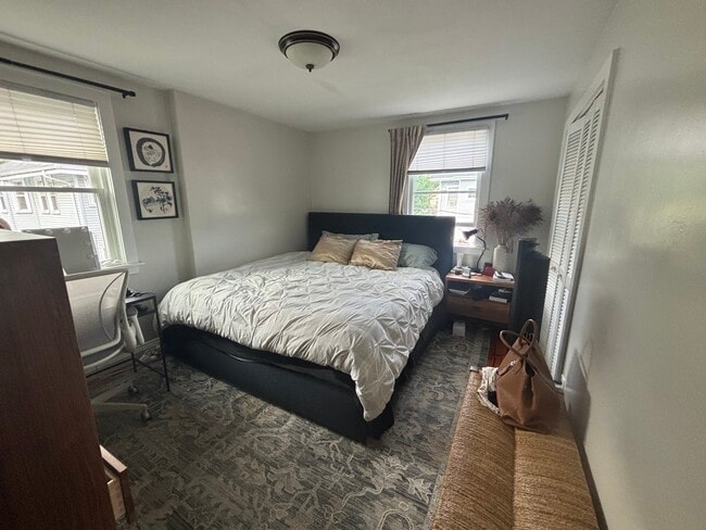 Photo - 17 Lesher St Apartment