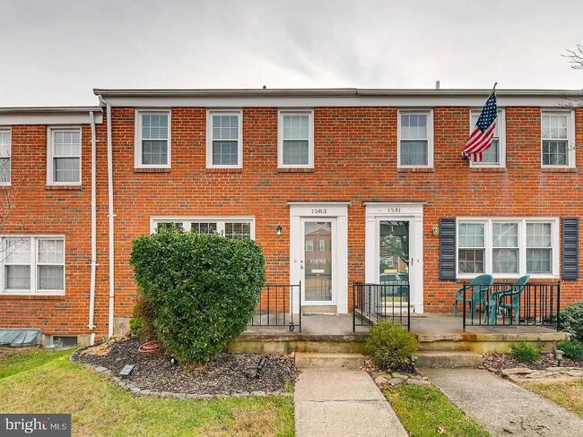 Building Photo - 1583 Doxbury Rd