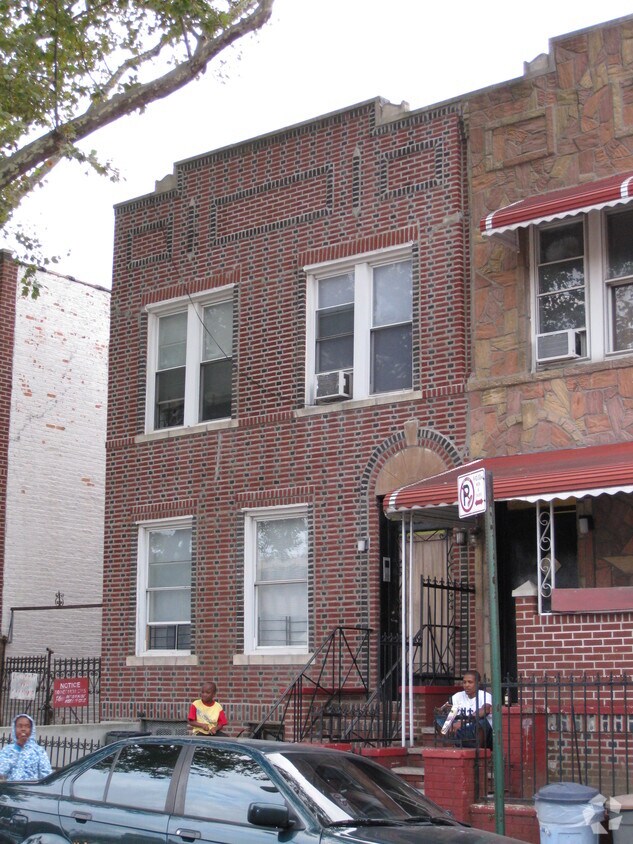 Building Photo - 148 Bristol St