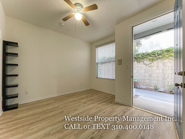 Building Photo - 1117 3rd St