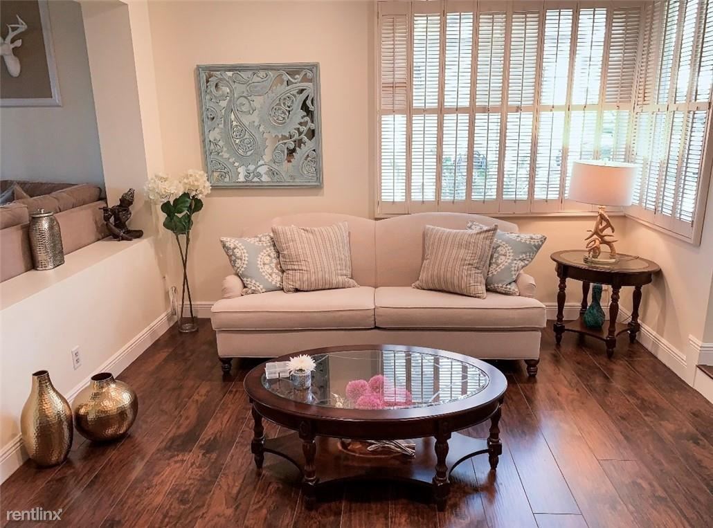 Foto principal - 3 br, 2.5 bath Townhome - 6728 Boca Pines Trl