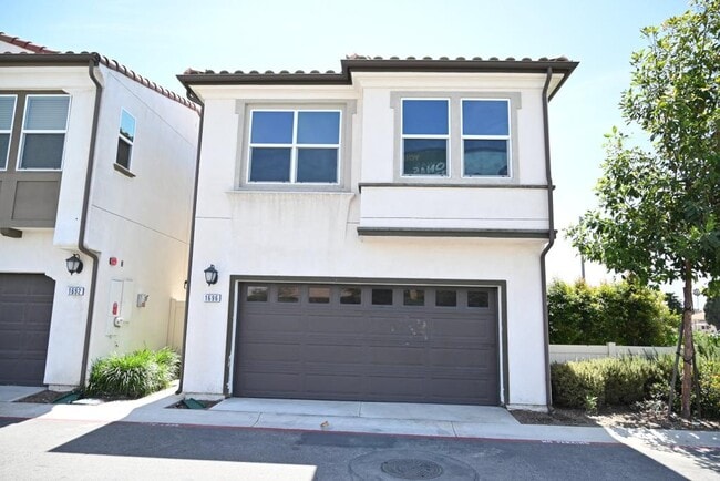 Building Photo - 1692 W Trapezoid Dr
