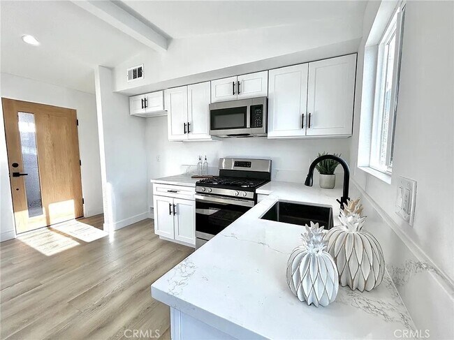 Foto del edificio - 13186 Herron St