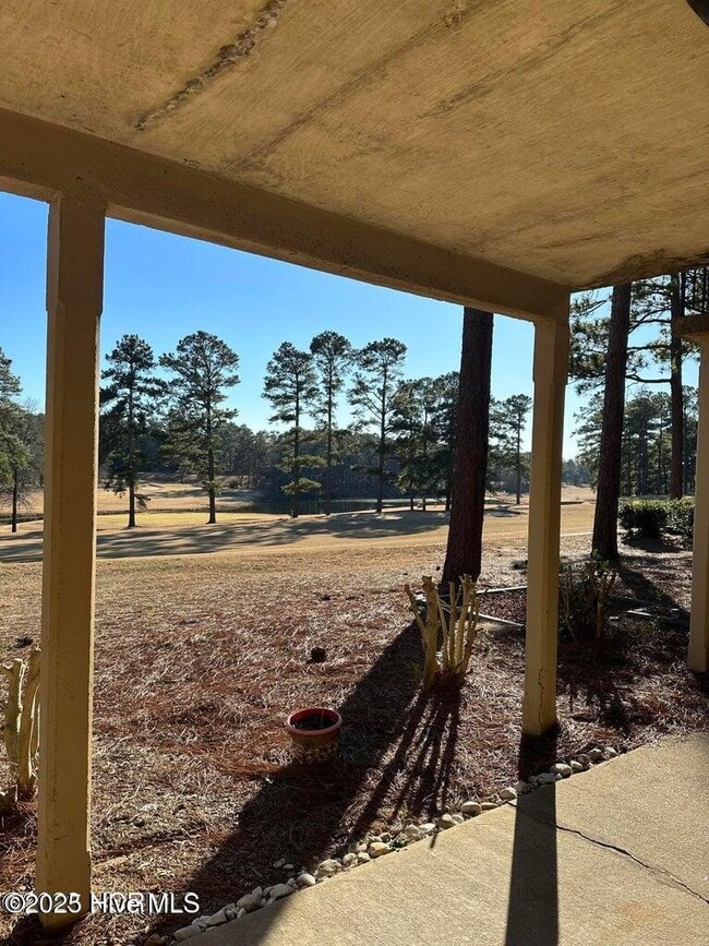 Building Photo - 7 Foxfire Blvd