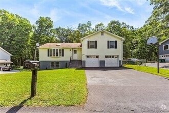 Building Photo - 19 Raker Rd