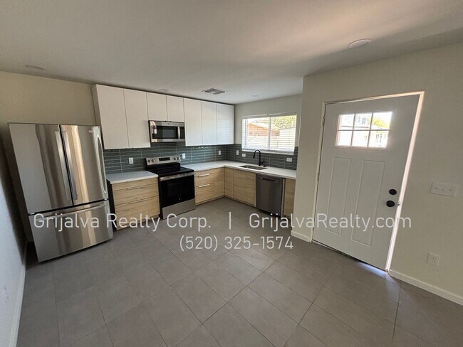 Foto del edificio - 2926 N Winstel Blvd