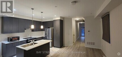 Building Photo - 167 Tempel St