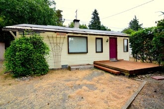 Building Photo - 18411 12th Ave NE