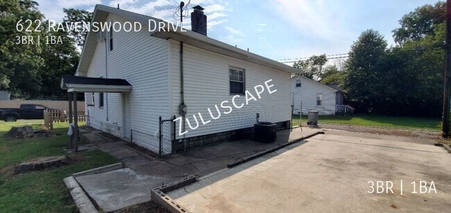 Foto del edificio - 622 Ravenswood Dr