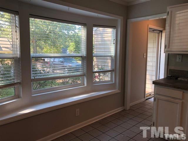 Building Photo - 5403 Pine Top Cir