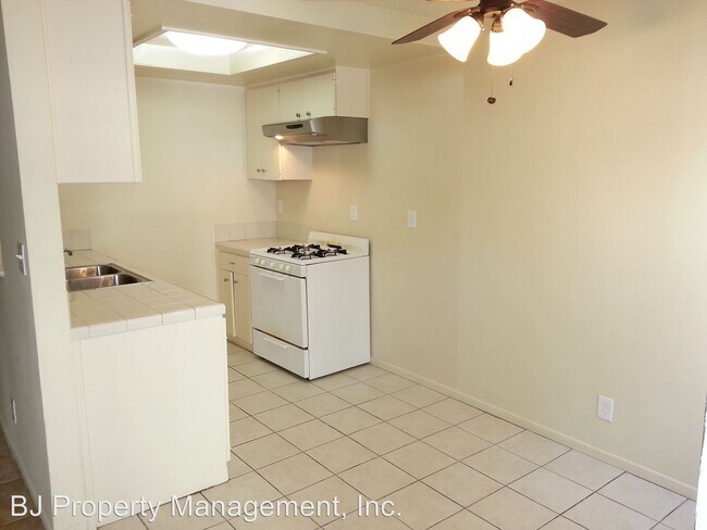 Foto del edificio - 921-937 E 10th St