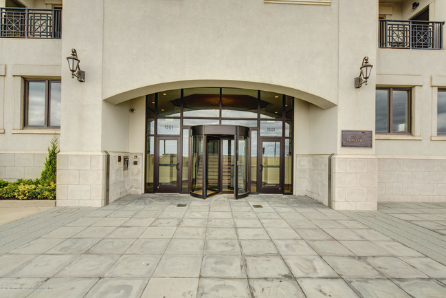 Building Photo - 1501 Ocean Ave