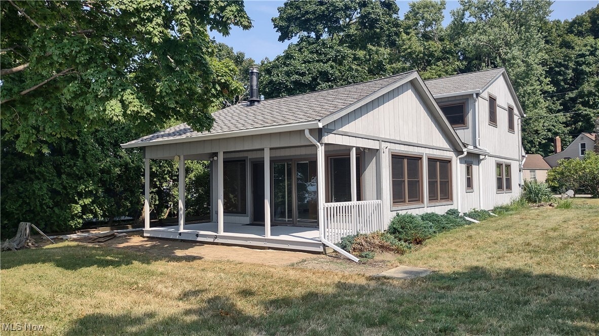 Primary Photo - 38575 Beachview Rd
