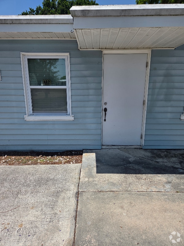 Building Photo - 9751 FL-78