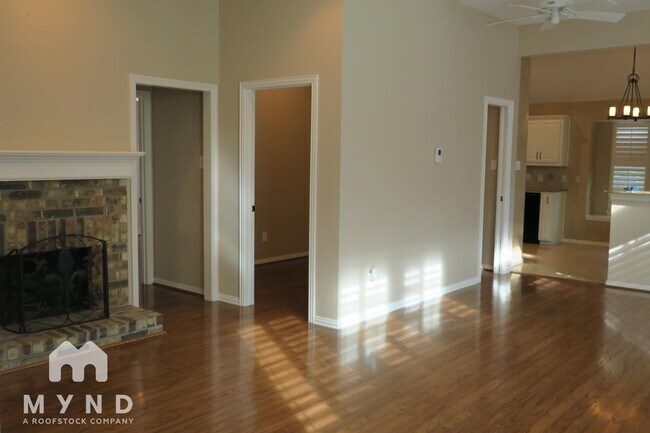 Foto del edificio - 4249 Stanton Blvd