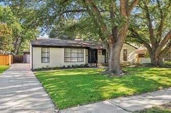 Building Photo - 3527 Vinecrest Dr