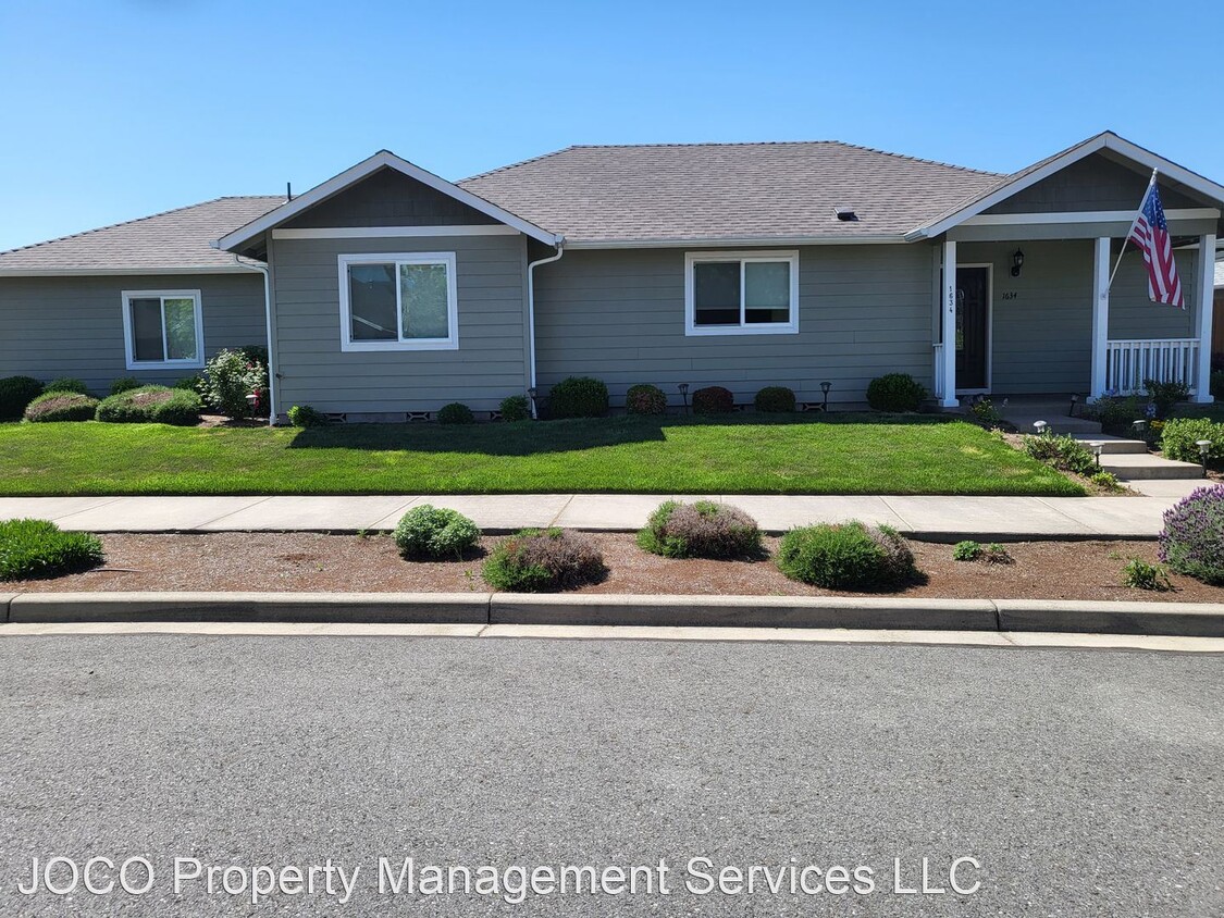 Foto principal - 3 br, 2 bath House - 1634 George Tweed