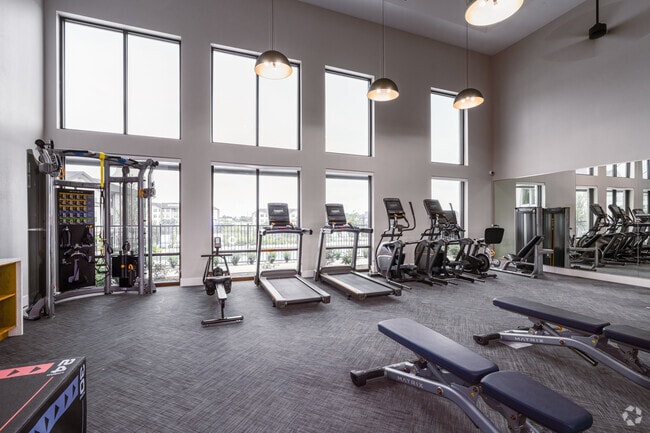 Gimnasio abierto las 24 horas - Bluestem at Loyola