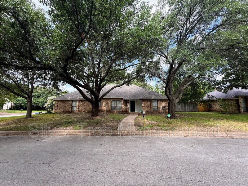 Foto principal - 7716 Pampas Dr