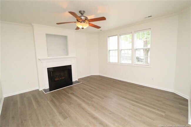 Building Photo - 125 Occidental Dr