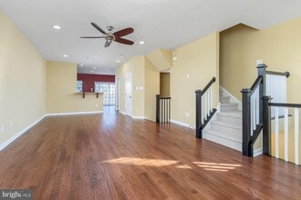 Building Photo - 122 Winterberry Way