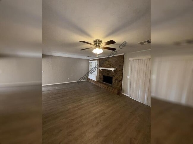 Photo - 10101 Carnie Cir House