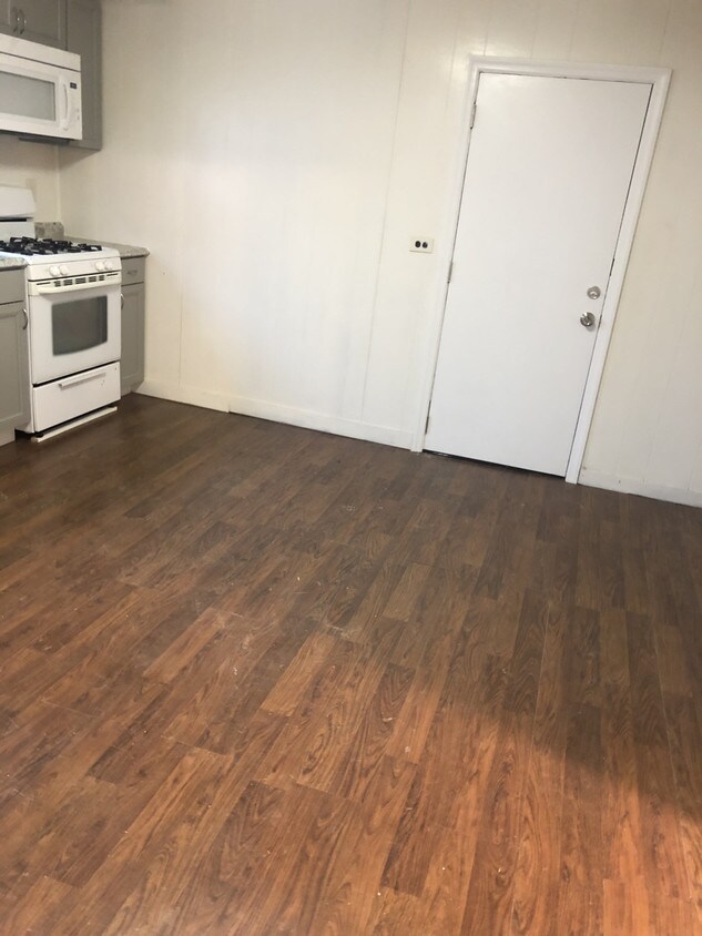 Foto principal - 156 South 9th st