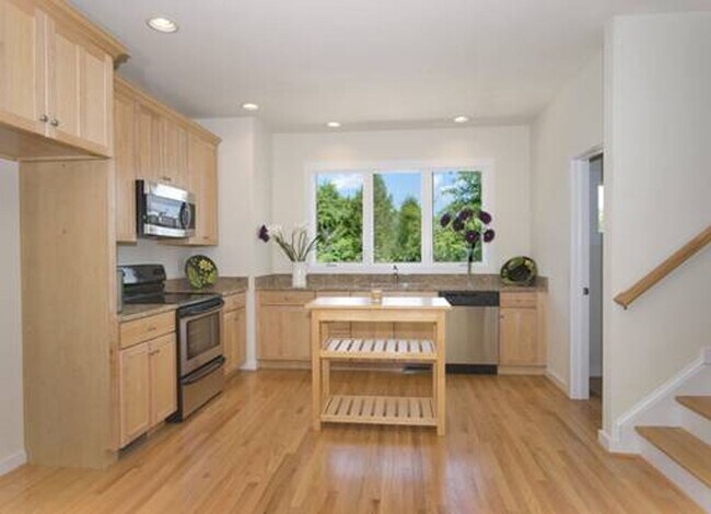 Foto del edificio - 1013 Linden Ave