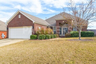 Building Photo - 106 Old Prestwick Ct