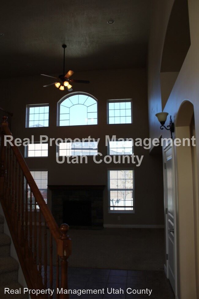 Foto del edificio - 3 br, 2.5 bath House - 1928 W 1150 N