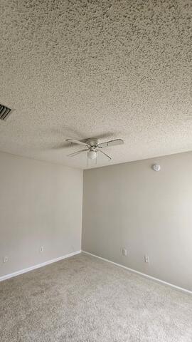 Foto del edificio - 4781 Playschool Dr