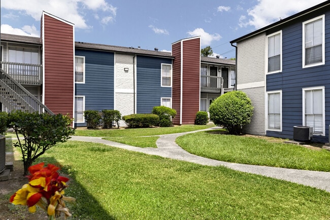 Building Photo - Serena Apartment Homes