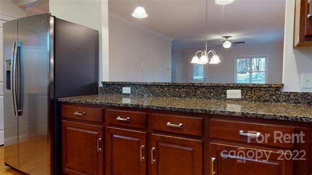 Foto del edificio - 311 Woodvale Pl