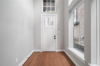 Building Photo - 6424 Cebra St