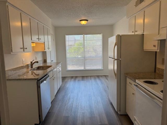 Foto del edificio - 7921 Cliffbrook Dr