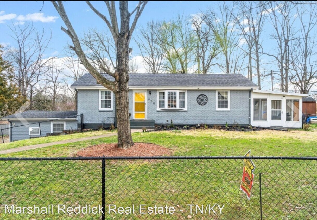 Primary Photo - 5 br, 2 bath House - 226 Norris Dr