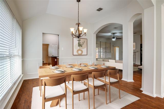 Foto del edificio - 11910 Amber Valley Dr