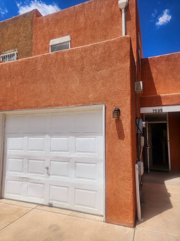 Primary Photo - Charming Townhome in Southeast Albuquerque