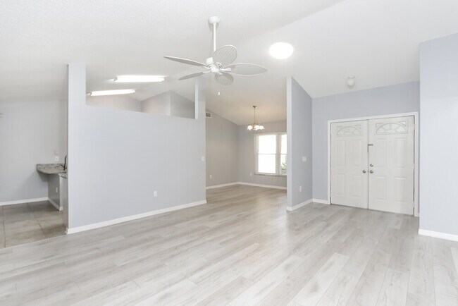 Foto del edificio - 4710 Glenbrooke Terrace