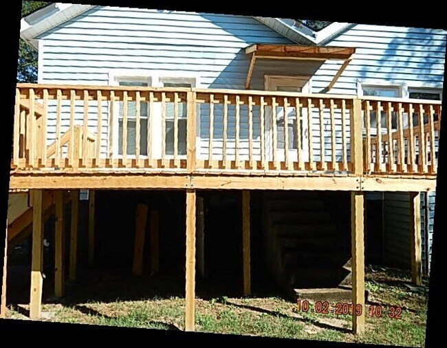 Foto del edificio - 709 W Main St