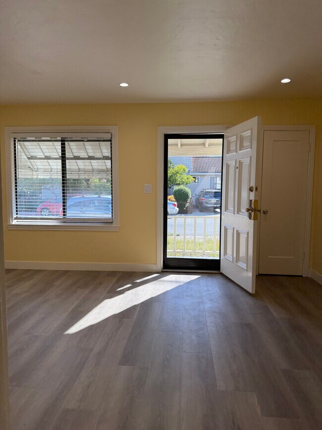 Foto del edificio - 3833 Beresford St