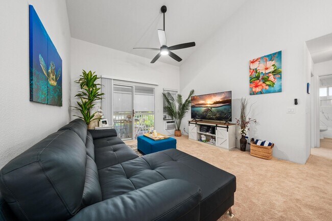 Building Photo - Stunningly Remodeled 3-Bed, 2-Bath, Turnke...