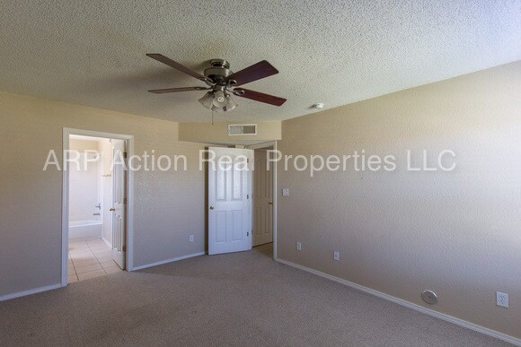 Building Photo - 14065 Jason Crandall Dr