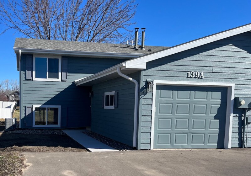 Primary Photo - 139 Mindy Lane #A