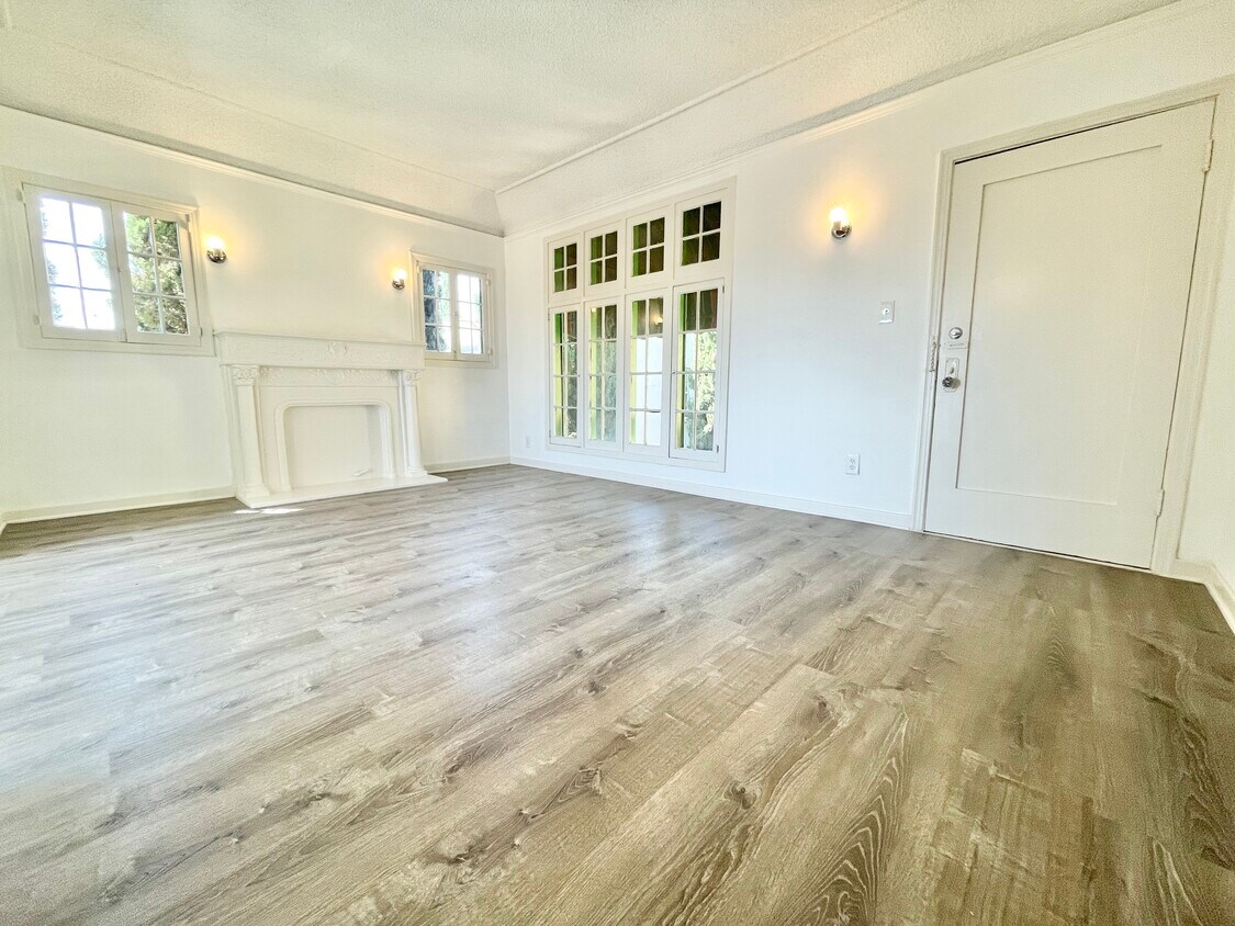 Foto principal - 4218 W Adams Blvd