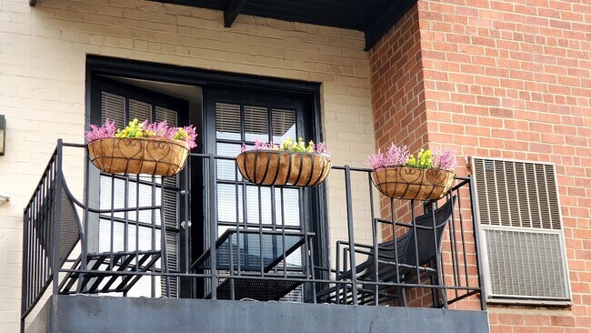 Building Photo - 444 N Armistead St