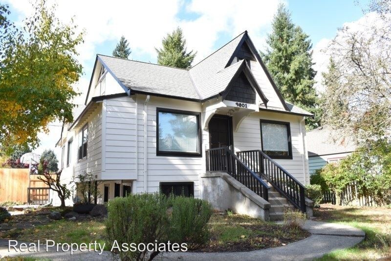 Primary Photo - 9801 Roosevelt Way NE